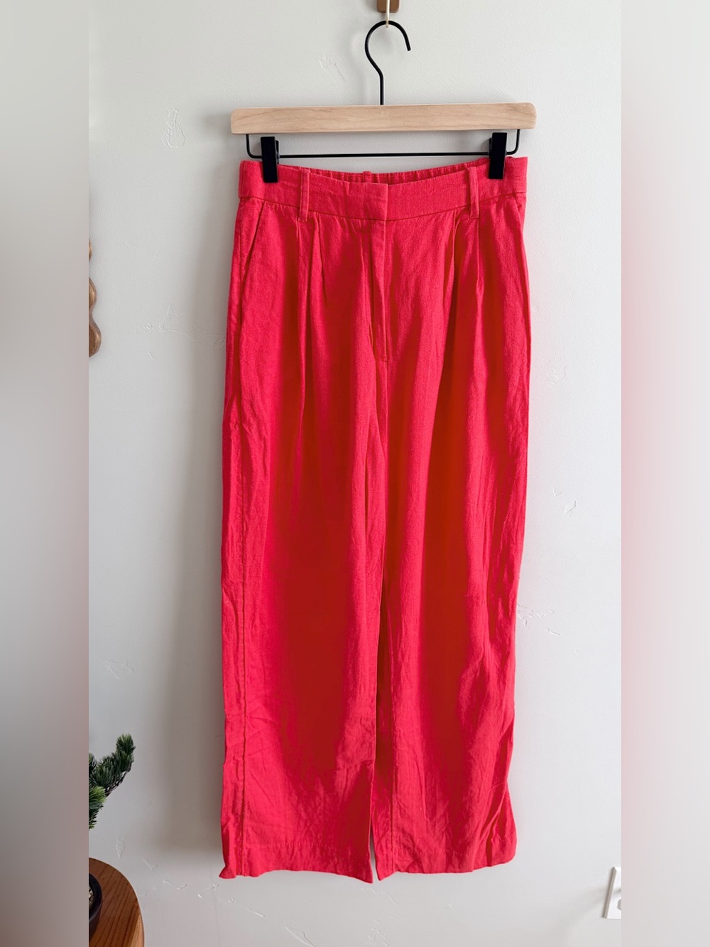 Abercrombie Tailored Wide Leg Trouser Pant in Red